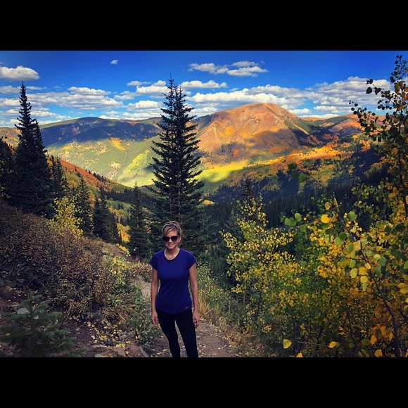 Meet your Posher, Jacquelyn - Picture 1 of 2